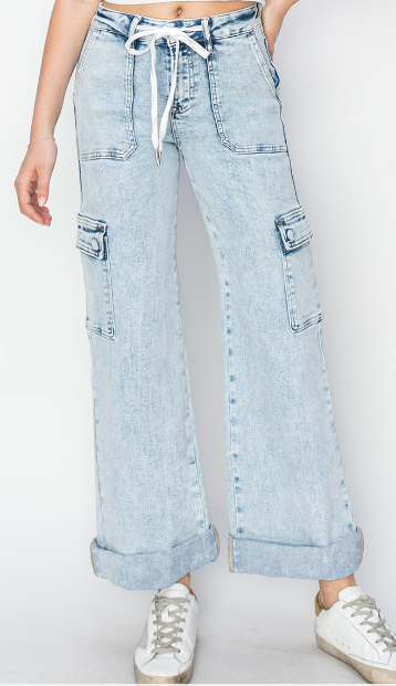 Wide Leg Cargo Jeans