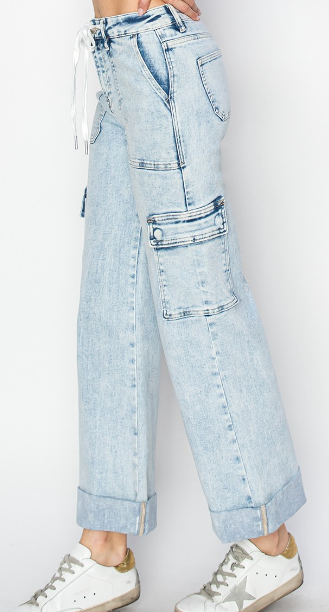 Wide Leg Cargo Jeans